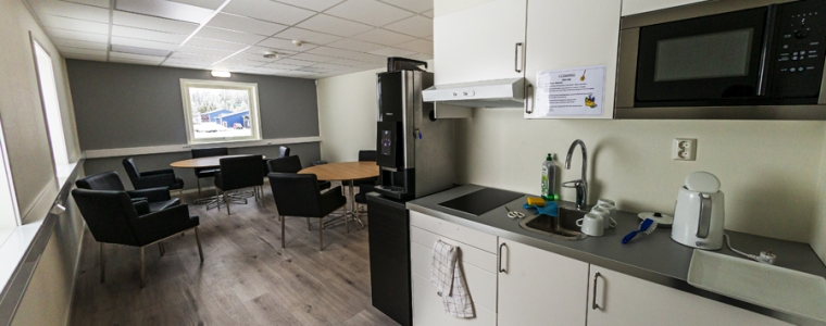 AK9R6065760x300acfcropped-2